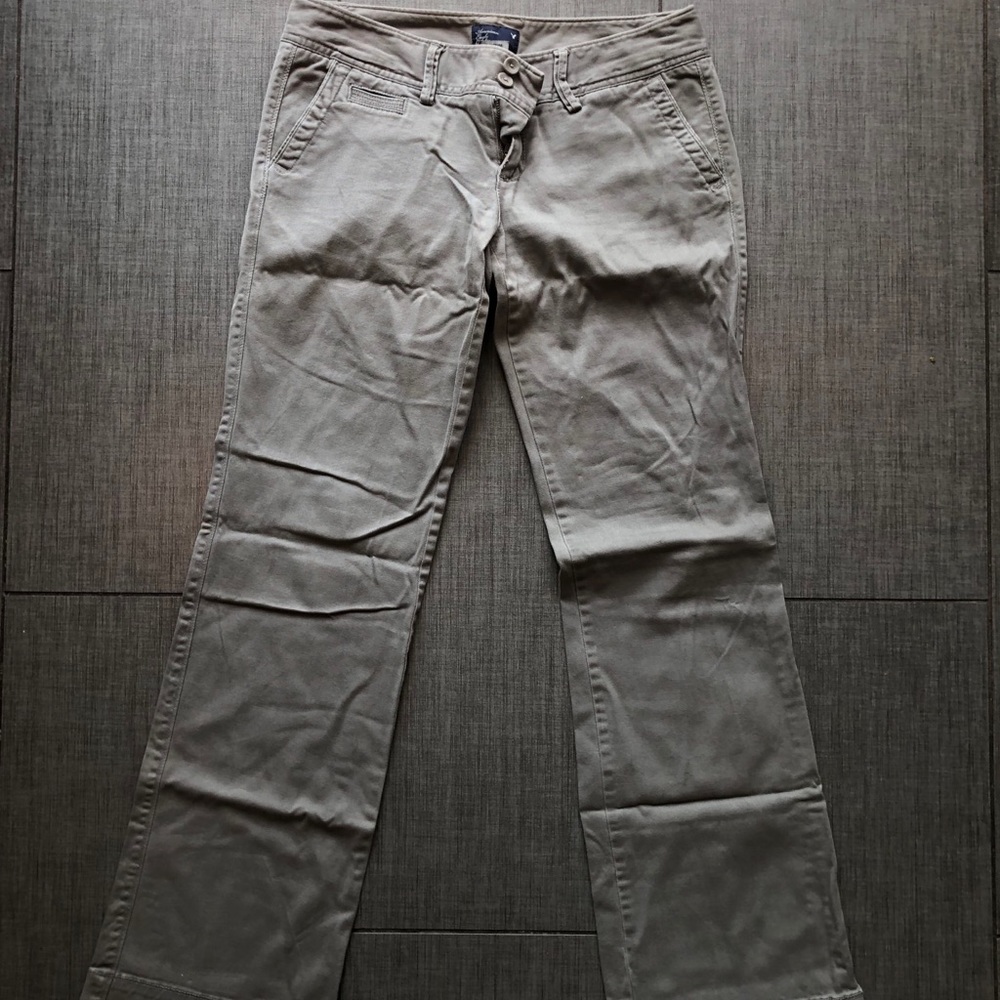 American Eagle Khakis, size S.